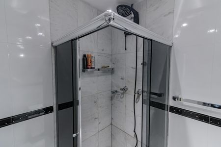 Apartamento à venda com 80m², 2 quartos e 1 vagaBanheiro Social