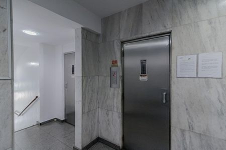 Apartamento à venda com 80m², 2 quartos e 1 vagaElevador