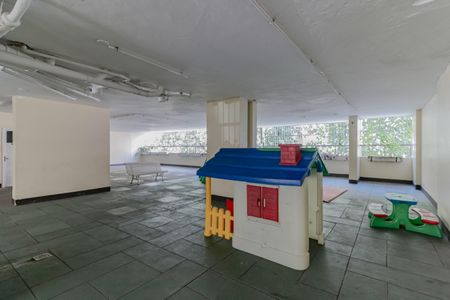 Apartamento à venda com 80m², 2 quartos e 1 vagaÁrea comum - Playground