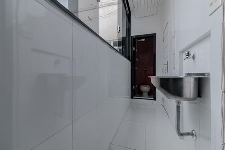 Apartamento à venda com 80m², 2 quartos e 1 vagaÁrea de Serviço