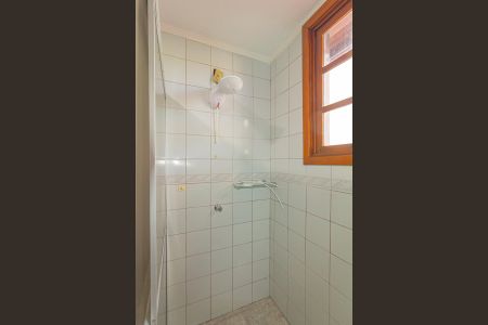 Casa à venda com 230m², 4 quartos e 2 vagas Casa à venda com 230m², 4 quartos e 2 vagasBanheiro