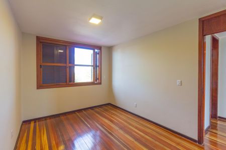 Casa à venda com 230m², 4 quartos e 2 vagas Casa à venda com 230m², 4 quartos e 2 vagasQuarto 3