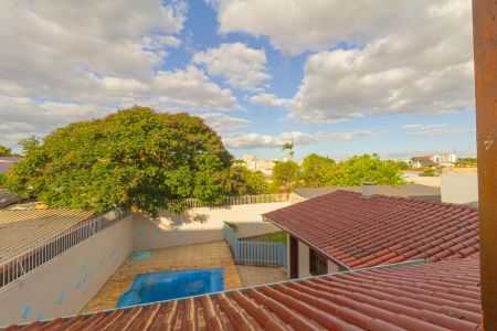 Casa à venda com 230m², 4 quartos e 2 vagas Casa à venda com 230m², 4 quartos e 2 vagasvista do Quarto 3