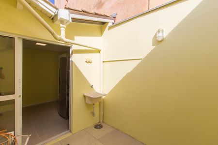 Casa de condomínio à venda com 60m², 2 quartos e 2 vagasÁrea de Serviço/Garden