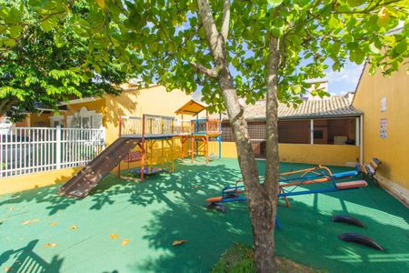 Casa de condomínio à venda com 60m², 2 quartos e 2 vagasÁrea comum - Playground