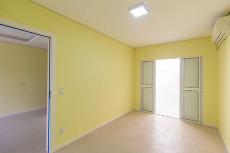 Casa de condomínio à venda com 60m², 2 quartos e 2 vagasQuarto 2