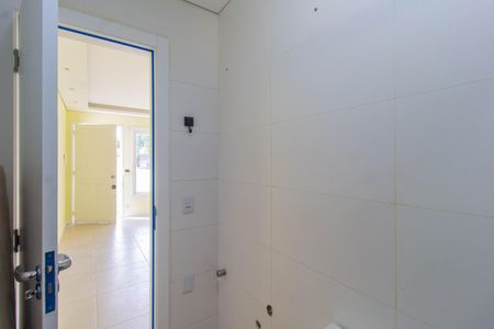 Casa de condomínio à venda com 60m², 2 quartos e 2 vagasBanheiro