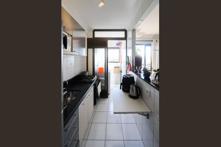 Apartamento à venda com 54m², 2 quartos e 1 vagaCozinha - Armários