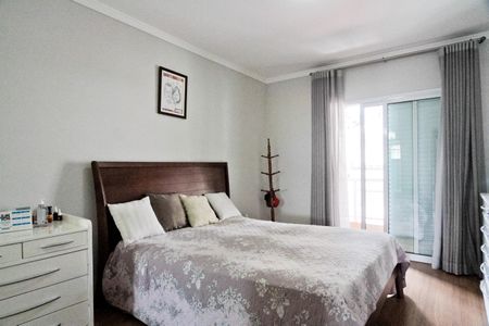 Casa à venda com 327m², 5 quartos e 6 vagas Casa à venda com 327m², 5 quartos e 6 vagasSuíte 2