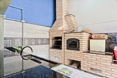 Casa à venda com 327m², 5 quartos e 6 vagas Casa à venda com 327m², 5 quartos e 6 vagasÁrea externa