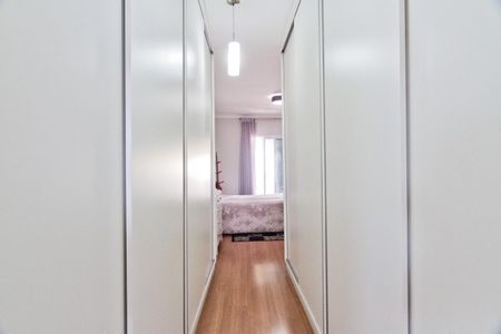 Casa à venda com 327m², 5 quartos e 6 vagas Casa à venda com 327m², 5 quartos e 6 vagasSuíte 2