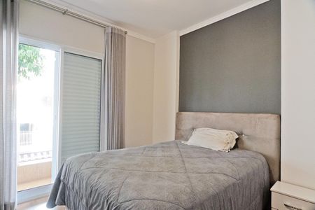 Casa à venda com 327m², 5 quartos e 6 vagas Casa à venda com 327m², 5 quartos e 6 vagasQuarto 1