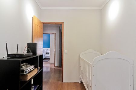 Casa à venda com 327m², 5 quartos e 6 vagas Casa à venda com 327m², 5 quartos e 6 vagasQuarto 3