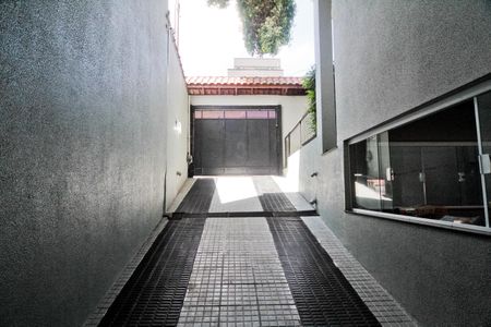 Casa à venda com 327m², 5 quartos e 6 vagas Casa à venda com 327m², 5 quartos e 6 vagasGaragem