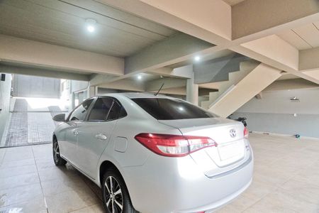 Casa à venda com 327m², 5 quartos e 6 vagas Casa à venda com 327m², 5 quartos e 6 vagasGaragem