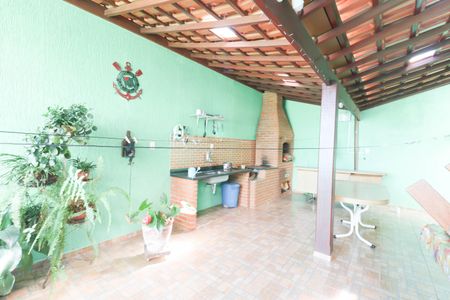 Casa à venda com 179m², 3 quartos e 3 vagasQuintal
