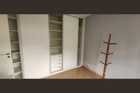 Apartamento à venda com 143m², 4 quartos e 2 vagasFoto 15