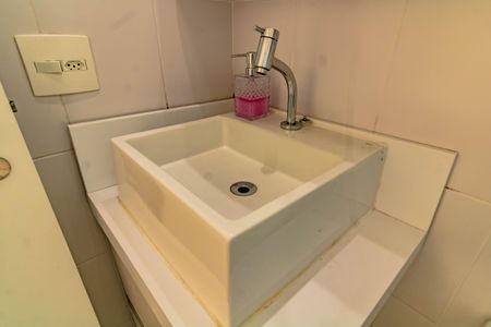 Apartamento à venda com 54m², 2 quartos e 2 vagasBanheiro/Suíte