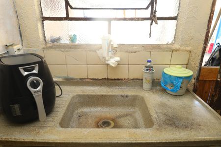 Casa à venda com 150m², 1 quarto e 2 vagasEdícula - Cozinha