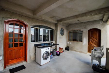 Casa à venda com 160m², 2 quartos e 6 vagasÁrea de Serviço