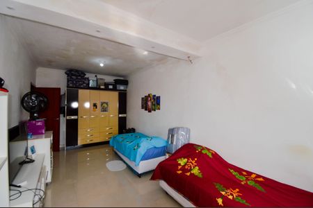 Casa à venda com 160m², 2 quartos e 6 vagasQuarto 1