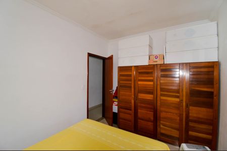 Casa à venda com 160m², 2 quartos e 6 vagasQuarto 2