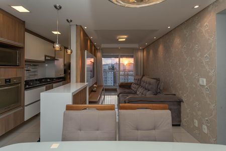 Apartamento à venda com 59m², 2 quartos e 1 vaga Apartamento à venda com 59m², 2 quartos e 1 vagaSala