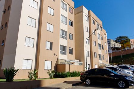Apartamento à venda com 54m², 2 quartos e 1 vaga Apartamento à venda com 54m², 2 quartos e 1 vagaFachada