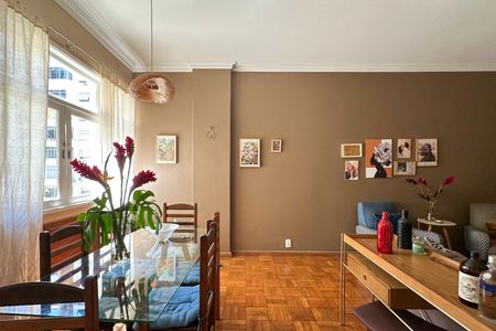 Apartamento à venda com 108m², 3 quartos e sem vagaSala