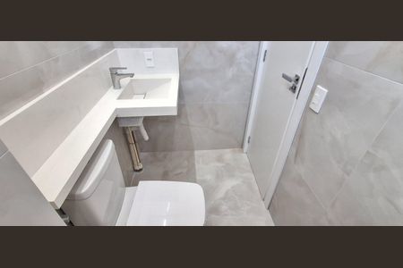 Apartamento à venda com 62m², 2 quartos e 1 vagaBanheiro Suíte