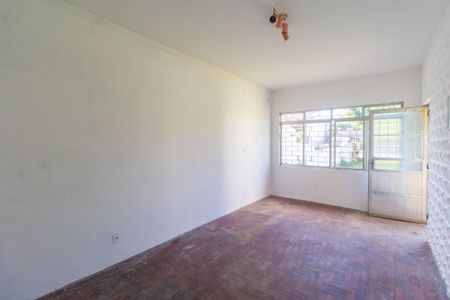 Casa à venda com 528m², 3 quartos e 2 vagasSala