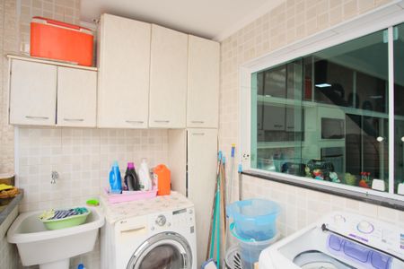 Casa à venda com 256m², 3 quartos e 4 vagasÁrea de Serviço