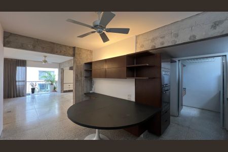 Apartamento à venda com 130m², 1 quarto e 1 vagaCozinha