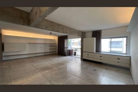 Apartamento à venda com 130m², 1 quarto e 1 vagaSala