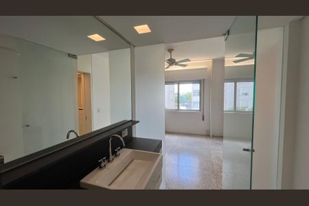 Apartamento à venda com 130m², 1 quarto e 1 vagaBanheiro da Suíte