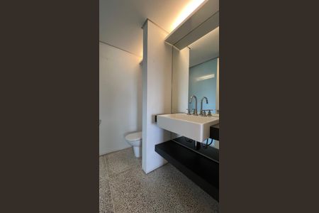 Apartamento à venda com 130m², 1 quarto e 1 vagaLavabo