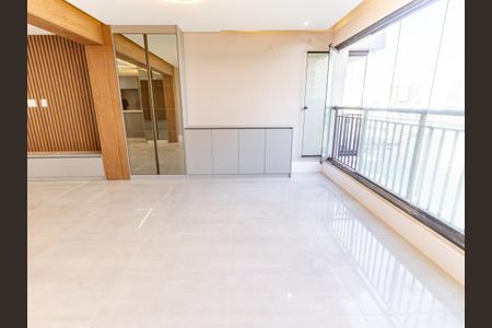 Apartamento à venda com 122m², 3 quartos e 2 vagasVaranda