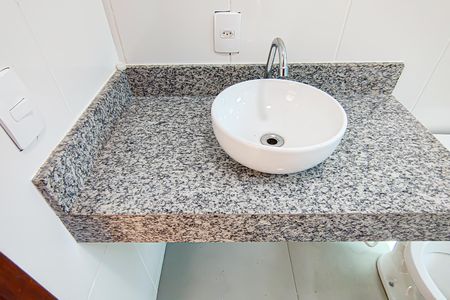 Casa à venda com 80m², 3 quartos e 1 vagaBanheiro da Suíte