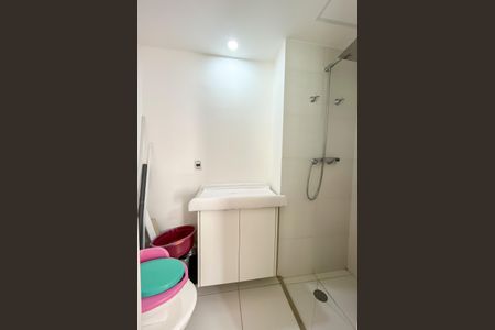 Apartamento à venda com 52m², 2 quartos e 1 vagaBanheiro Corredor