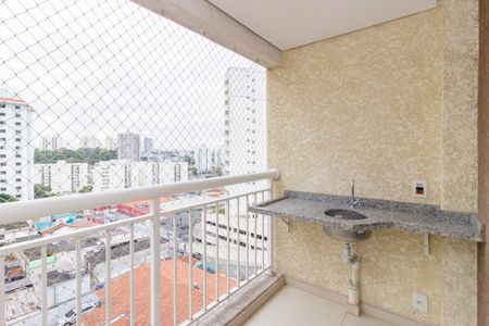 Apartamento à venda com 52m², 2 quartos e 1 vaga Apartamento à venda com 52m², 2 quartos e 1 vagaVaranda