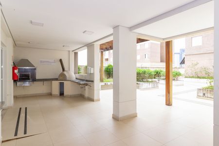 Apartamento à venda com 52m², 2 quartos e 1 vaga Apartamento à venda com 52m², 2 quartos e 1 vagaÁrea comum - Churrasqueira