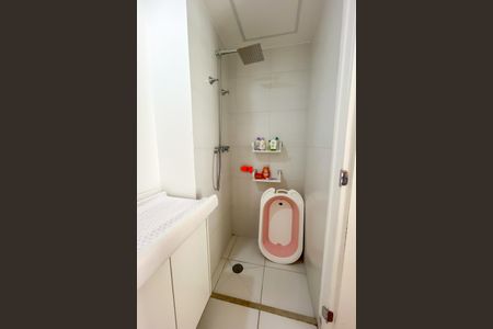 Apartamento à venda com 52m², 2 quartos e 1 vagaBanheiro Corredor