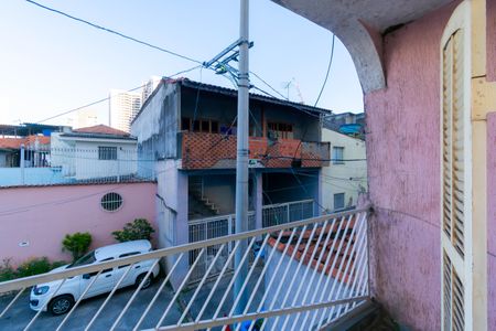 Casa à venda com 220m², 4 quartos e 4 vagas Casa à venda com 220m², 4 quartos e 4 vagasVaranda da Suíte