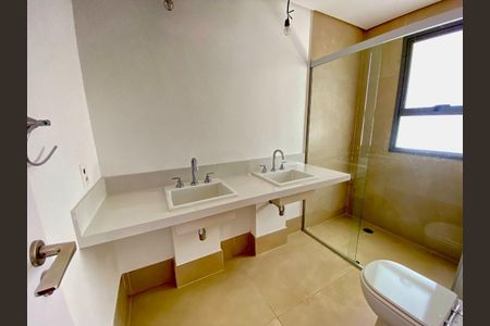 Apartamento à venda com 133m², 3 quartos e 2 vagas