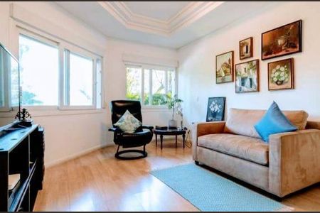 Casa de condomínio à venda com 1032m², 4 quartos e 5 vagas