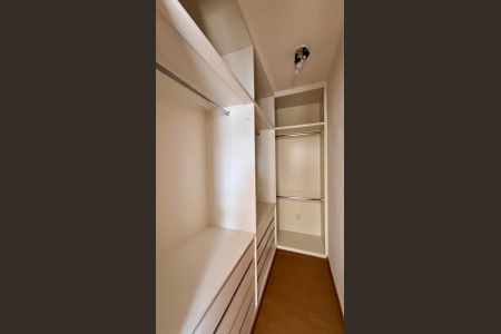 Apartamento à venda com 111m², 3 quartos e 2 vagasCloset