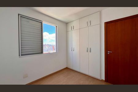 Apartamento à venda com 111m², 3 quartos e 2 vagasQuarto