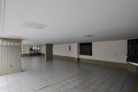 Apartamento para alugar com 100m², 2 quartos e 1 vagaÁrea comum - Garagem
