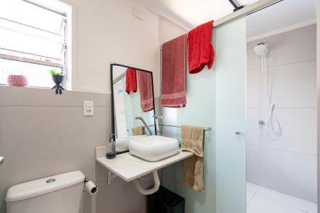 Casa à venda com 158m², 3 quartos e 2 vagas Casa à venda com 158m², 3 quartos e 2 vagasBanheiro da Suíte 2