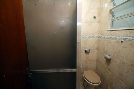 Apartamento à venda com 70m², 2 quartos e sem vagaBanheiro